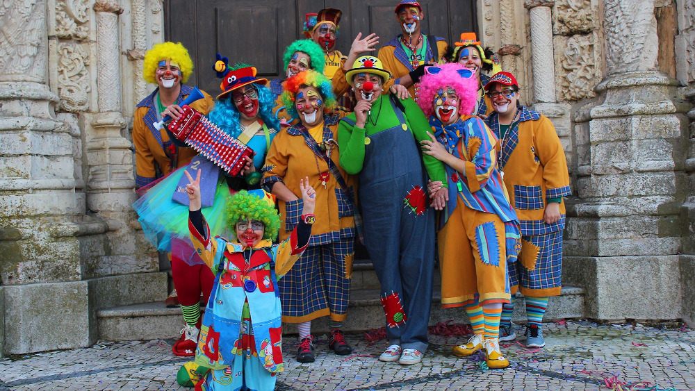 Carnaval no Troino com desfile e baile na Fonte Nova